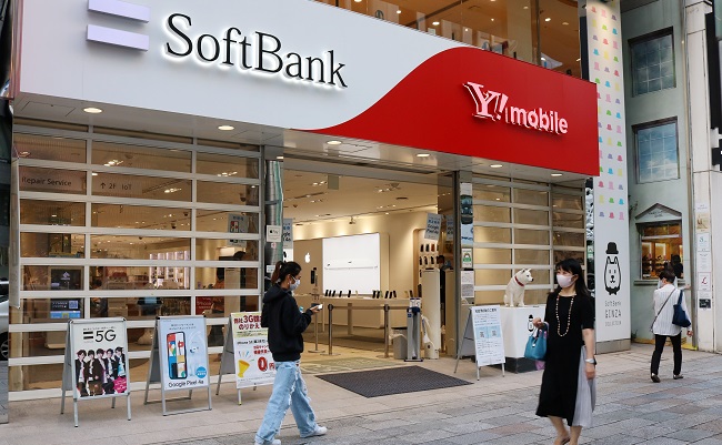 tokyojapan-september302020thefrontofa-2